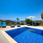 3 Bedroom Melandra With Private Pool And Sea Views, Aphrodite Hills Villa