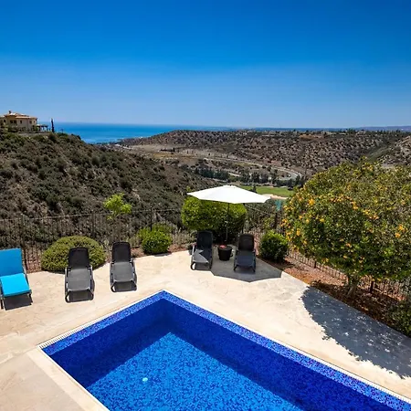 Villa 3 Bedroom Melandra With Private Pool And Sea Views, Aphrodite Hills Kouklia