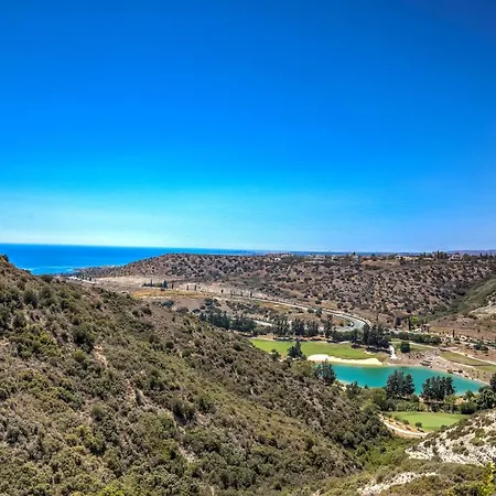 3 Bedroom Melandra With Private Pool And Sea Views, Aphrodite Hills Villa *