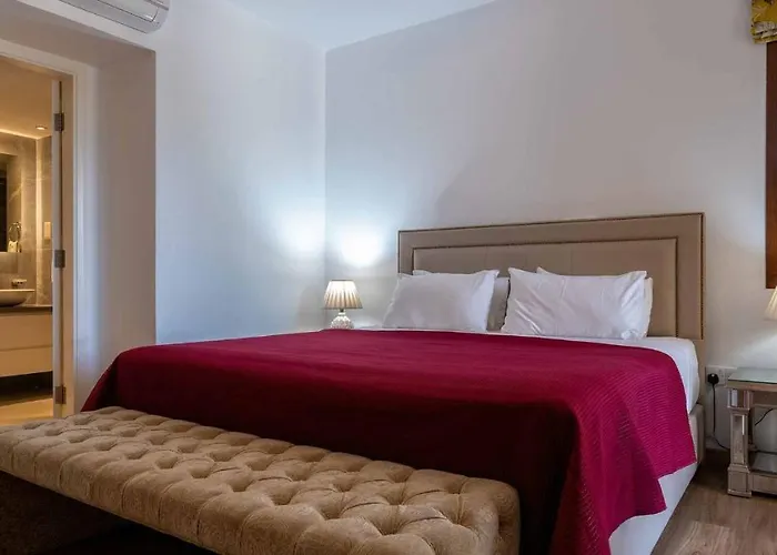 3 Bedroom Melandra With Private Pool And Sea Views, Aphrodite Hills